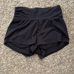 Motherhood Maternity black sleep short- size small
